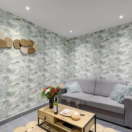 Apartment Bluestay 189- Charming In